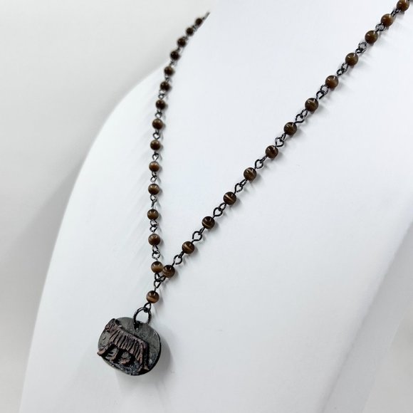 Up-Cycled - Tigers Eye Beaded Necklace Reversable Tiger Pendant 16” Necklace - Picture 3 of 7